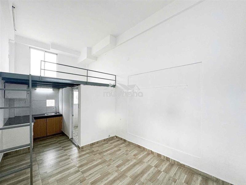 Phòng Trọ Trống Hay Full Nội Thất: Chọn Lựa Thông Minh Tiết Kiệm Chi Phí