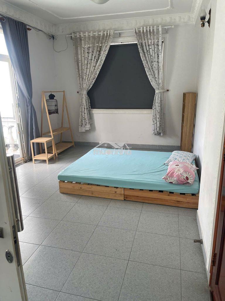 Thuê nhà an tâm: 10 điều khoản quan trọng trong hợp đồng