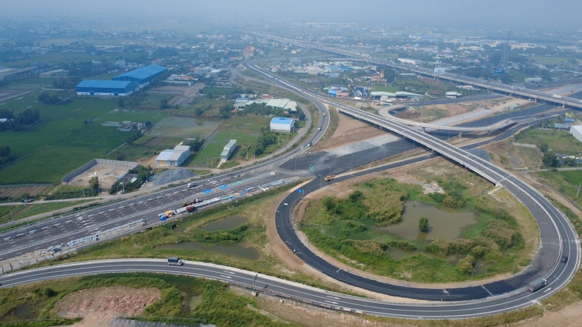Tiến độ Vành Đai 3 TP.HCM: Công trường sôi động, kết nối vùng thể hiện rõ