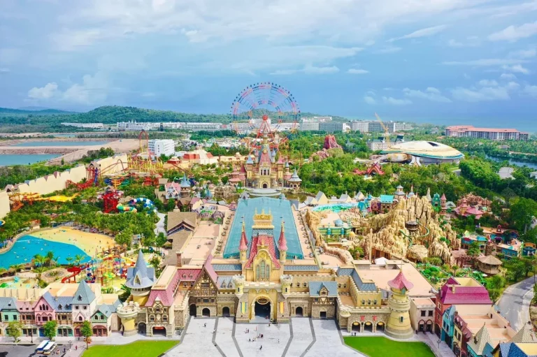VinWonders Cần Giờ - Khu vui chơi giải trí 122ha lớn nhất vùng
